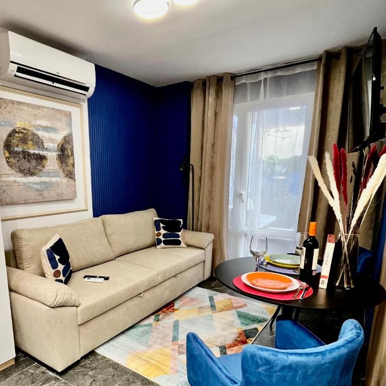 Alicante Central Market Suites - Apartment with big Patio - 3