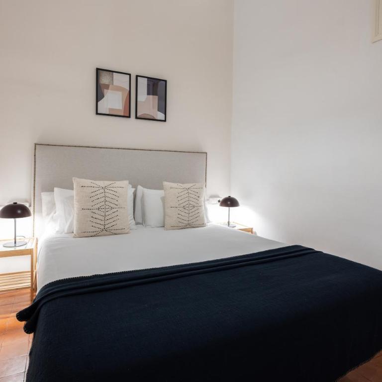 Stay U-nique Apartments Granados - Two-Bedroom Apartment - 1