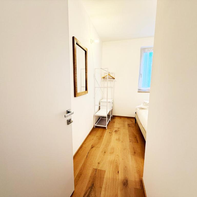 Appartamento Angeli - Three-Bedroom Apartment with Mountain View - 54