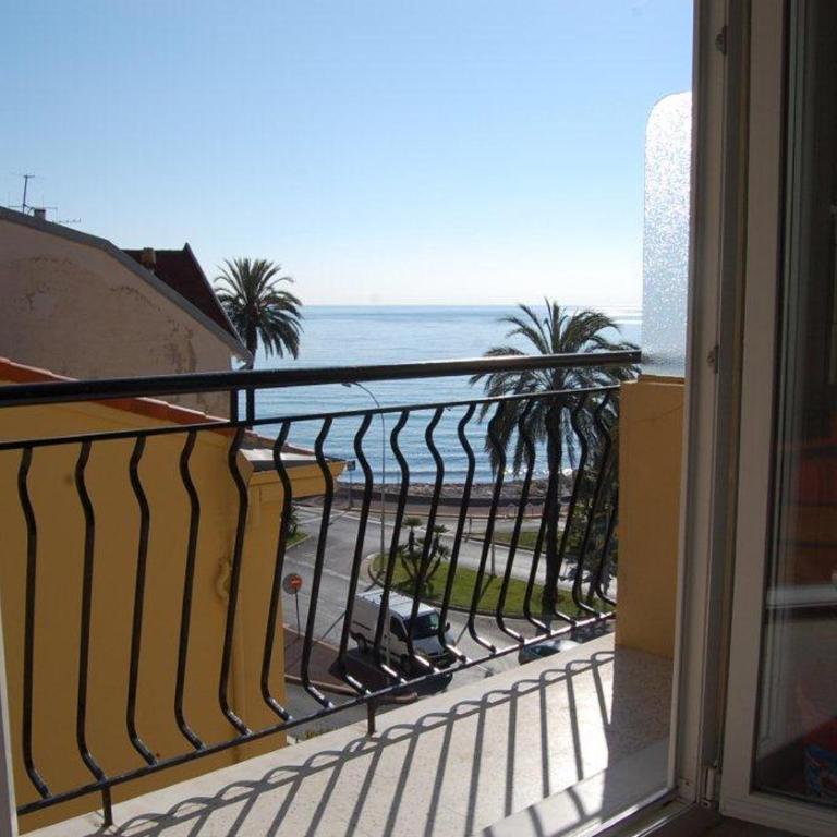 Studio moderne climatisé, balcon et vue mer - FR-1-196-214 - Studio - 11