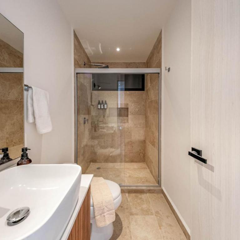 Lux 2 BD with Balcony and Rooftop Pool at Aldea Zama - Apartment - 12
