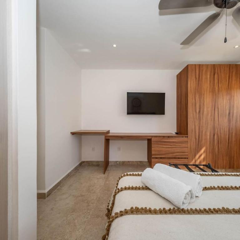 Lux 2 BD with Balcony and Rooftop Pool at Aldea Zama - Apartment - 14