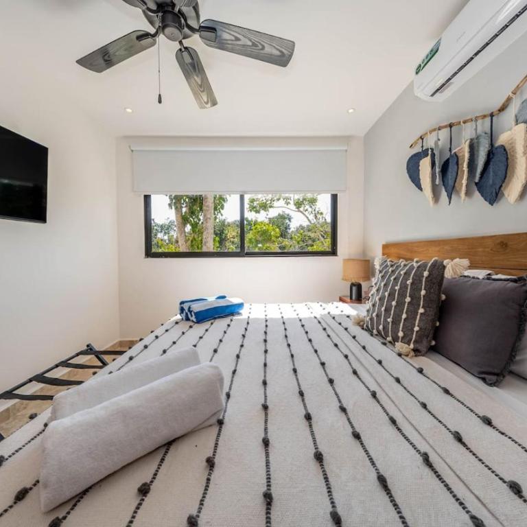 Lux 2 BD with Balcony and Rooftop Pool at Aldea Zama - Apartment - 19