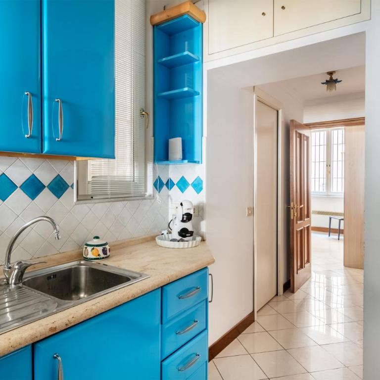 Rasella al 36 - Appartamento con 2 Camere da Letto - 11
