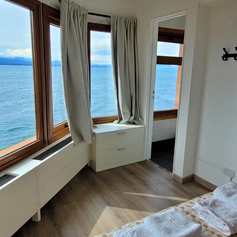 Departamentos "Los Ciervos" Increible Vista Al Lago En Bariloche - Apartamento Deluxe - 17