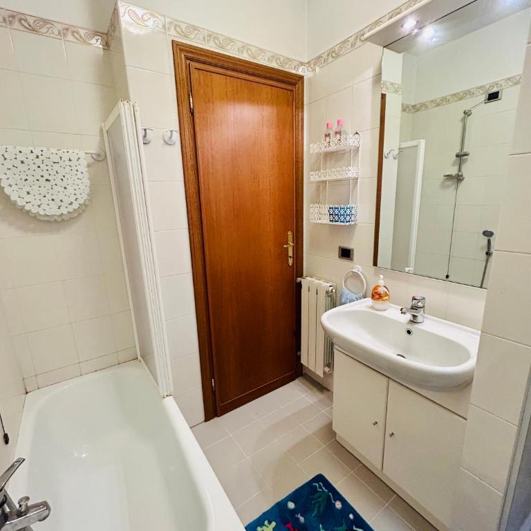 Villetta Alberto - Four-Bedroom House - 15
