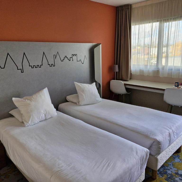 Kyriad Carcassonne - Aéroport - Twin Room with free spa access - 8
