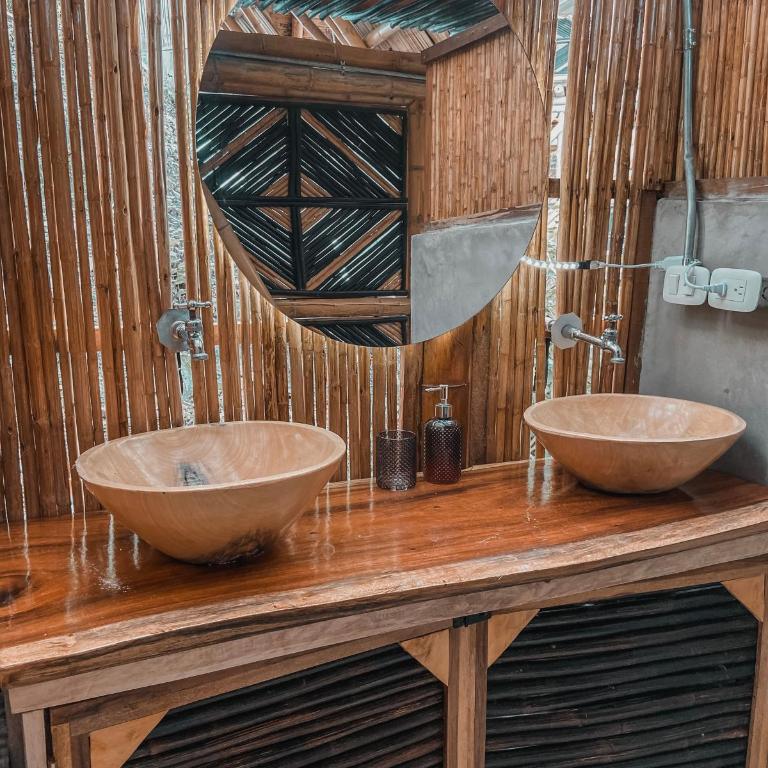 Niuwi Hostel - Deluxe Double Room with Sea View - 8