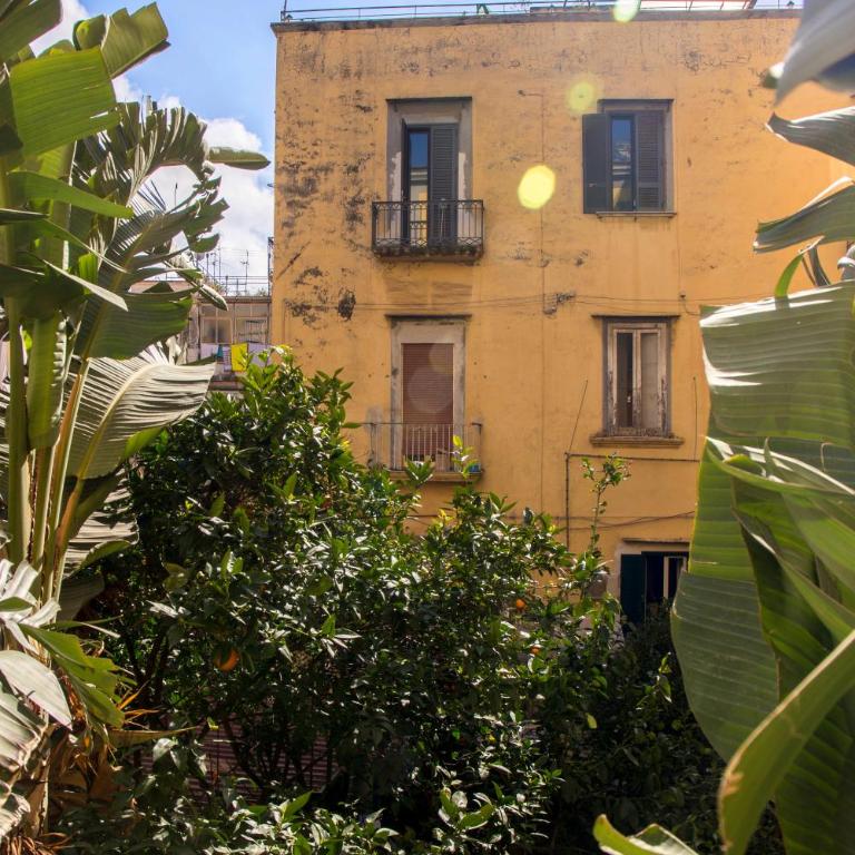 Napoli Connect Guesthouse - Camera Matrimoniale con Vista Giardino - 7