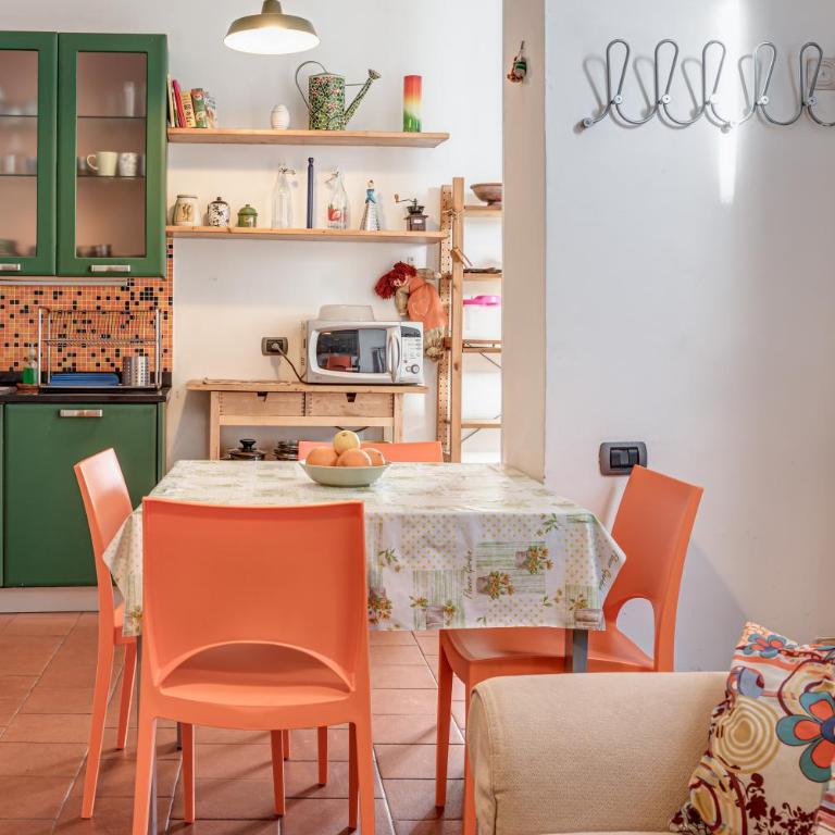 GardenHouseFirenze Familiare a 10 min dal centro,possibilità parcheggio-Careggi - Appartamento - Piano Terra - 1