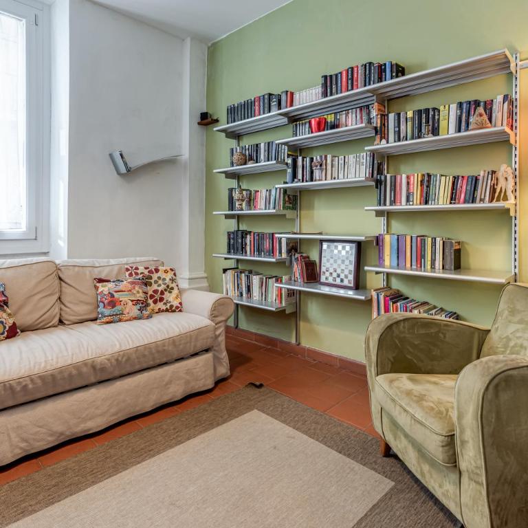 GardenHouseFirenze Familiare a 10 min dal centro,possibilità parcheggio-Careggi - Appartamento - Piano Terra - 5