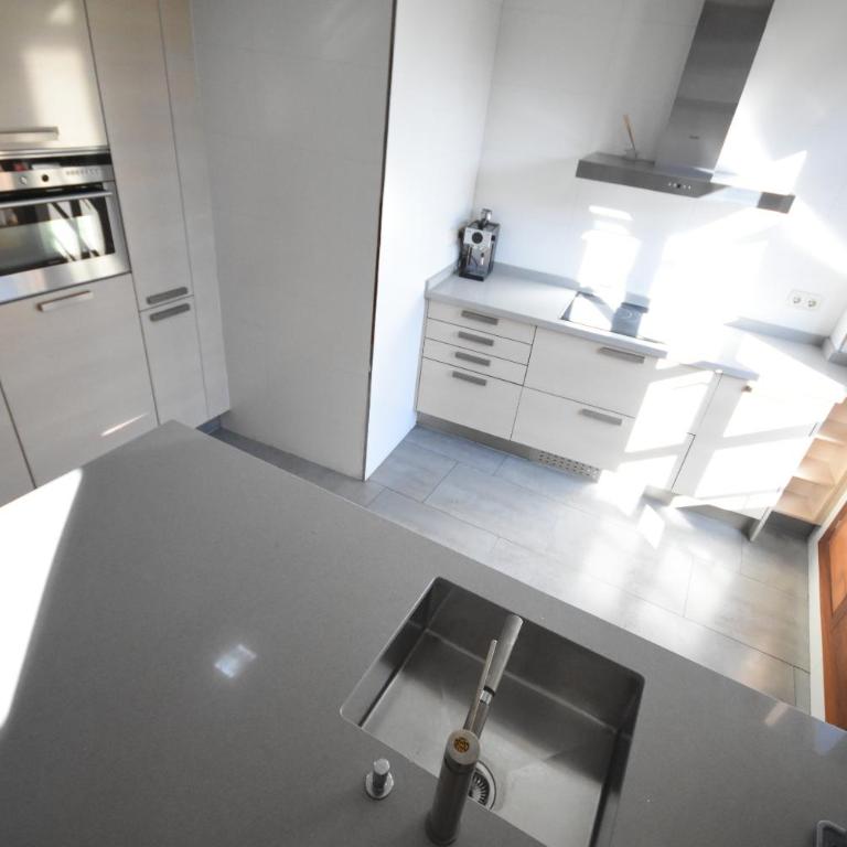 Bello Apartamento en la Plaza del Tossal - One-Bedroom Apartment with Balcony - 16