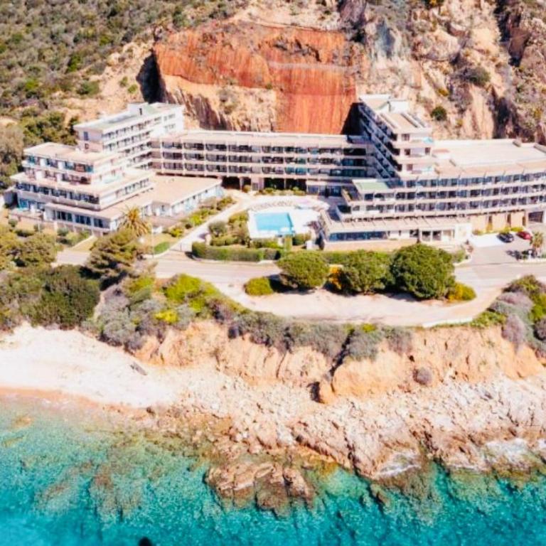 T2 avec PISCINE Chauffée - VUE EXCEPTIONNELLE sur la Mer - Parking & Wifi - Plage à 50m - Appartement 1 Chambre - 1
