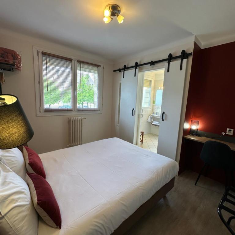 Hôtel de Caen - Chambre Double Confort - 18