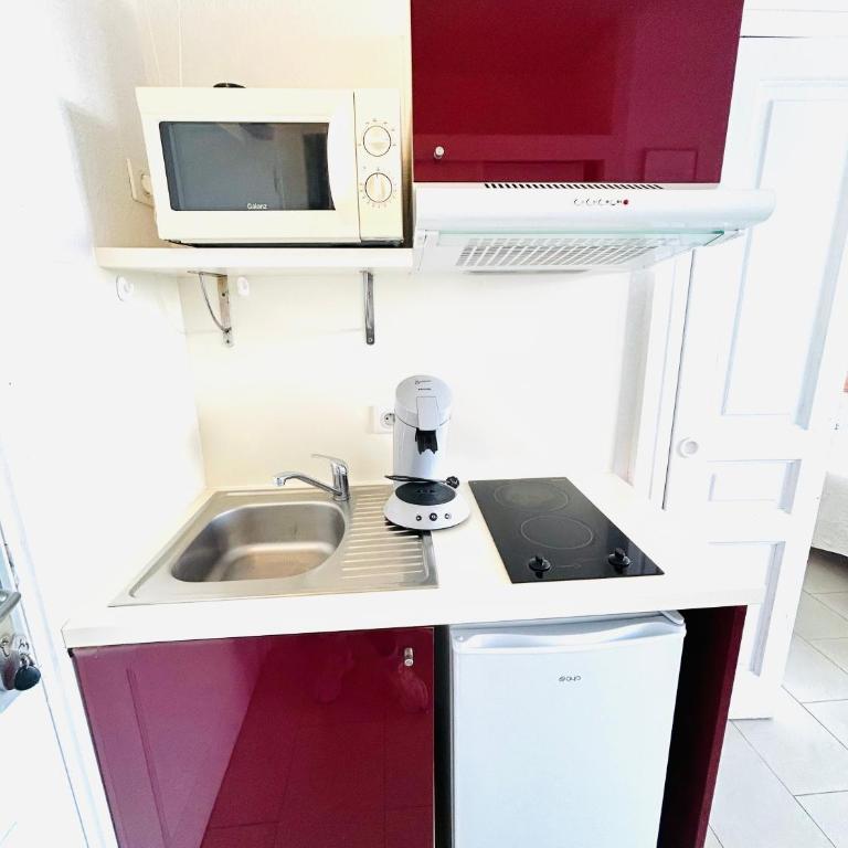 T2 avec PISCINE Chauffée - VUE EXCEPTIONNELLE sur la Mer - Parking & Wifi - Plage à 50m - Appartement 1 Chambre - 5