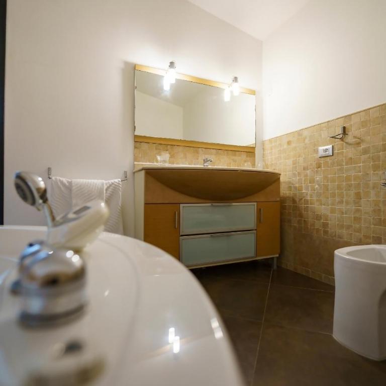 Guest Friends - Appartamento con 1 Camera da Letto e Vasca Idromassaggio - 22