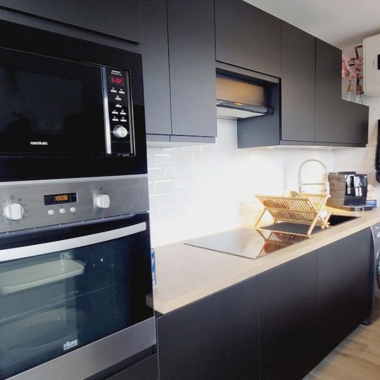 centre ville, T2, superbe vue, parking privé - Appartement 1 Chambre - 7