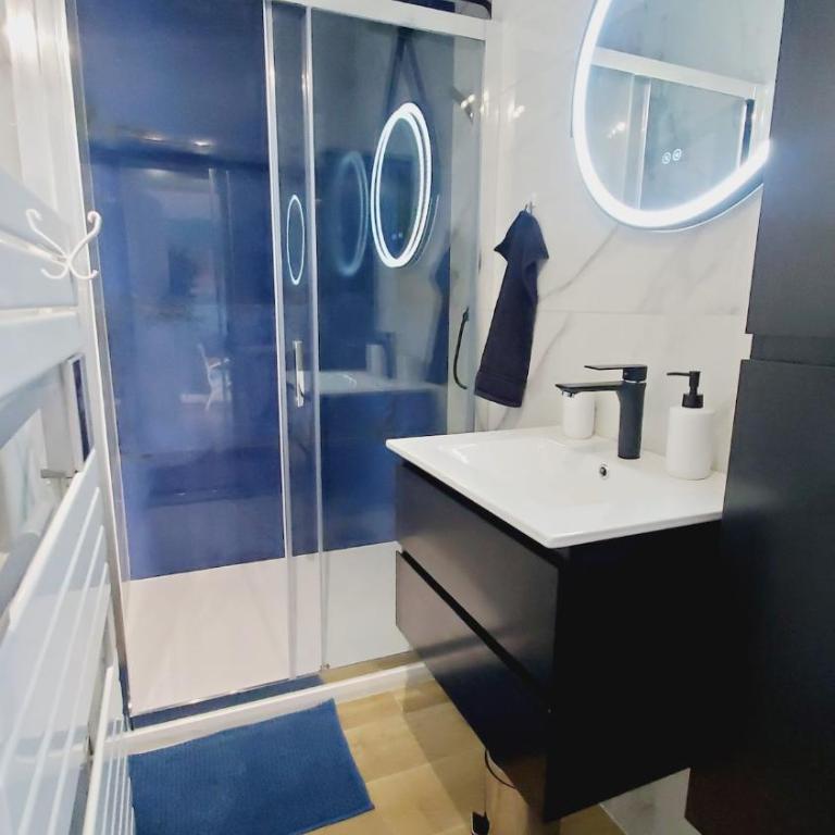 centre ville, T2, superbe vue, parking privé - Appartement 1 Chambre - 9