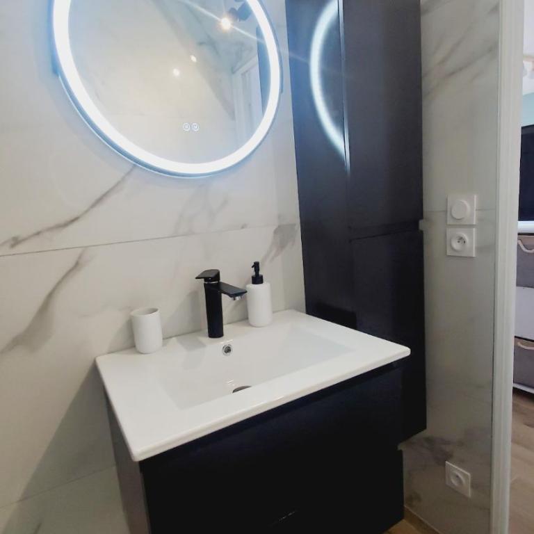 centre ville, T2, superbe vue, parking privé - Appartement 1 Chambre - 12