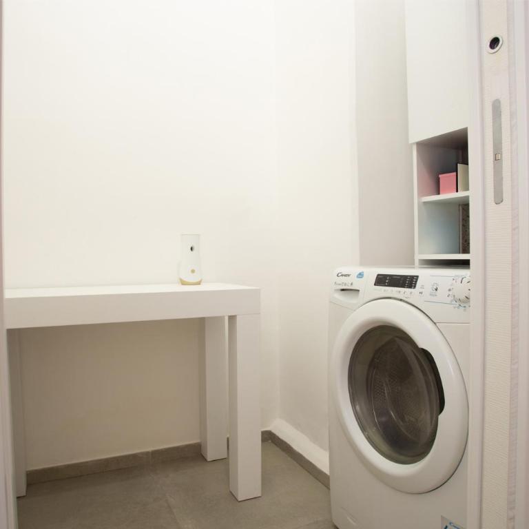 Urban Suite - The Fab Stay - Appartamento con 1 Camera da Letto - 17