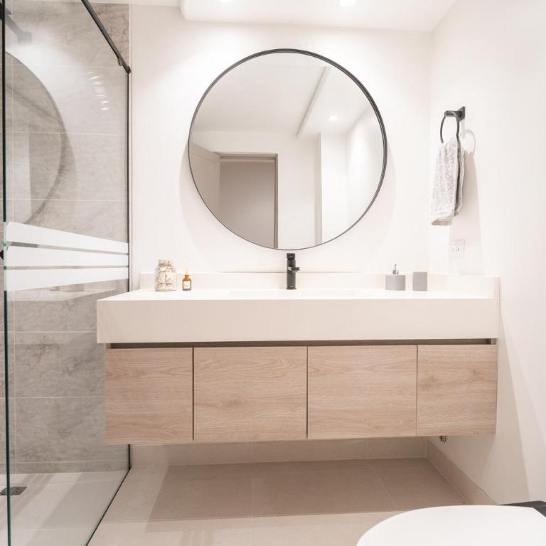 Provenza Lux Apartment l Guest Friendly l Fast Wifi l 9 Guest - Apartamento de 3 dormitorios - 20