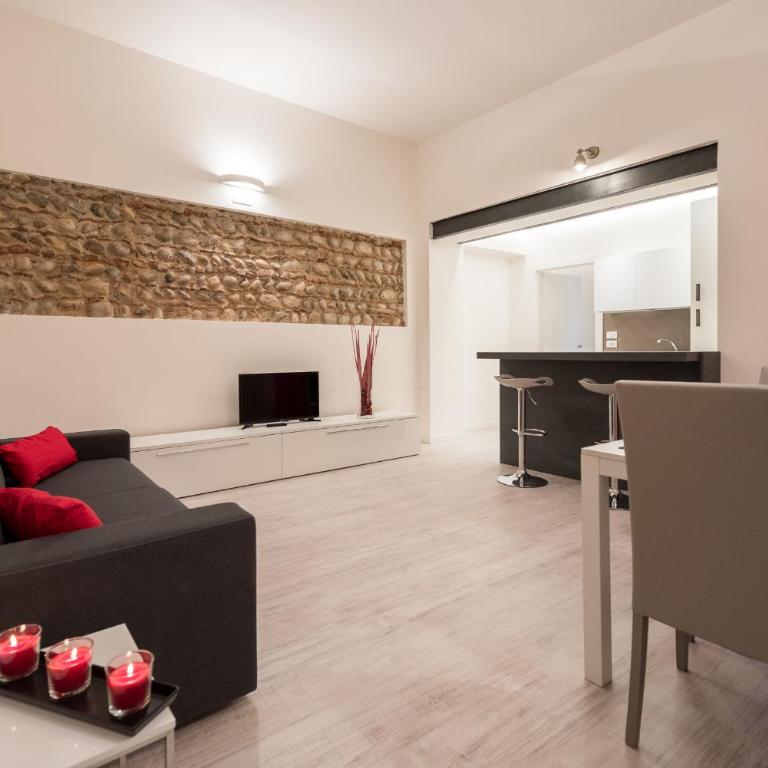 Dimore Verona - One-Bedroom Apartment with Balcony - Dimora Francesco -Via San Francesco 9 - 1