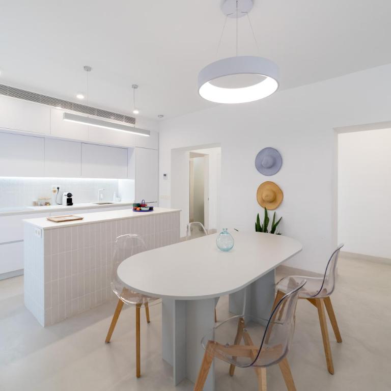 Primera Línea de Playa - MÁLAGA - Apartamento de 2 dormitorios - 8