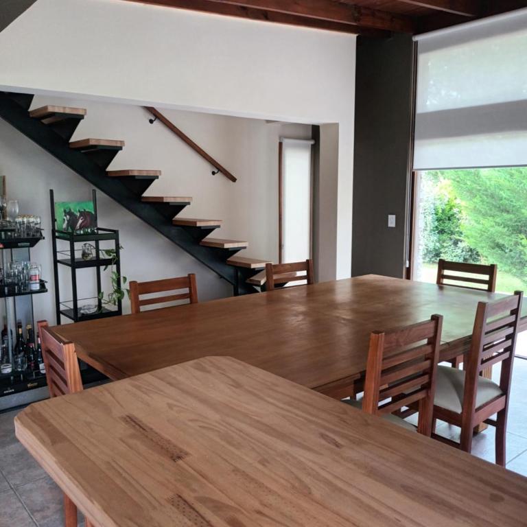 Tomy - Three-Bedroom House - 6