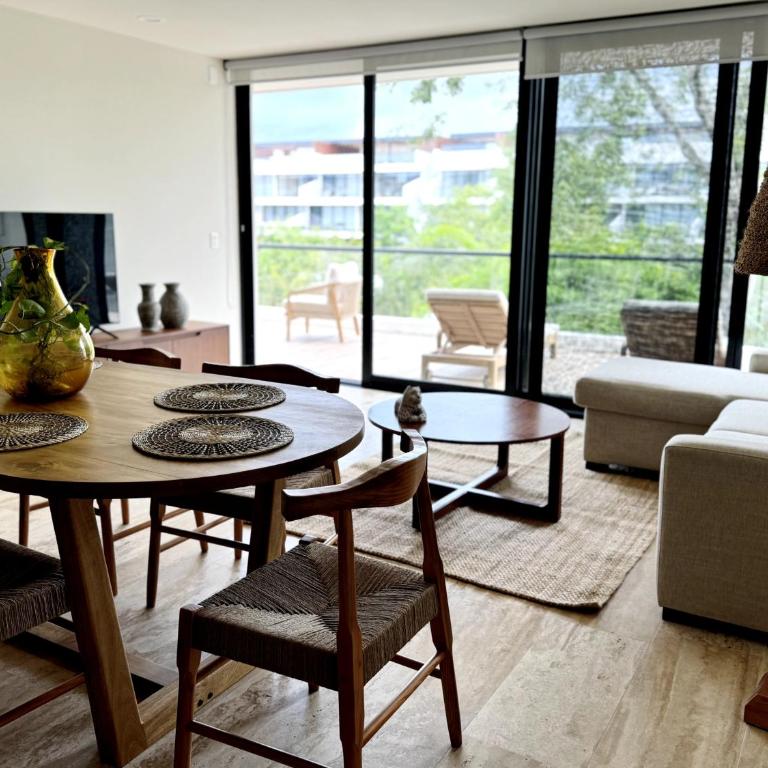 Playacar Residents - Two-Bedroom Deluxe Apartment with Balcony - 1