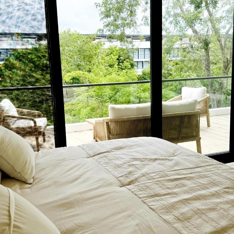 Playacar Residents - Two-Bedroom Deluxe Apartment with Balcony - 10