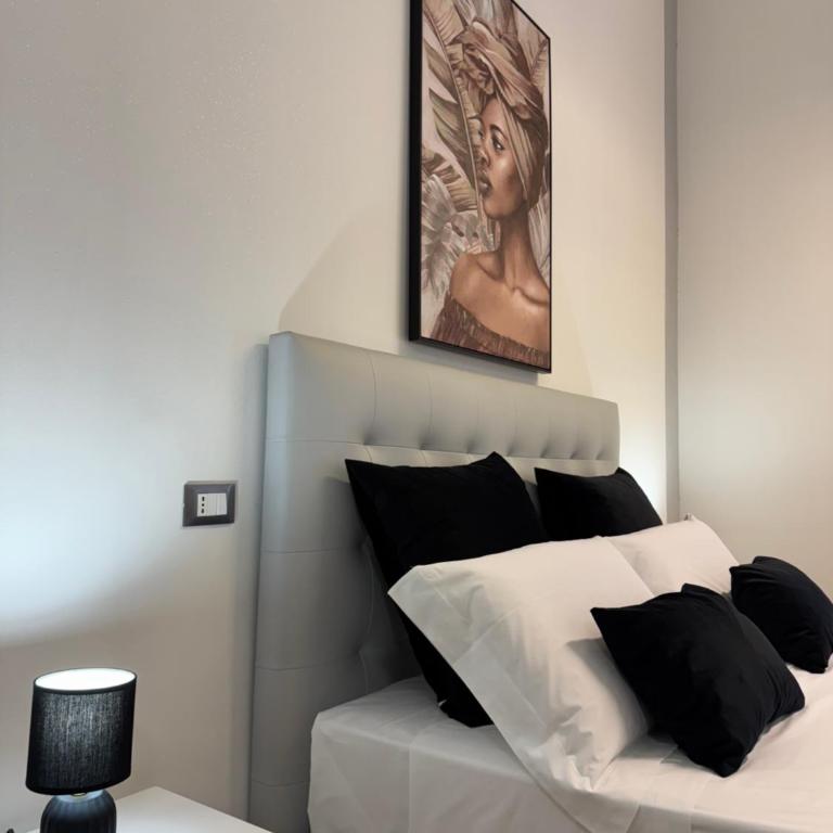 Crispi 120 Rooms New Opening - Deluxe Double Room with Balcony - 15