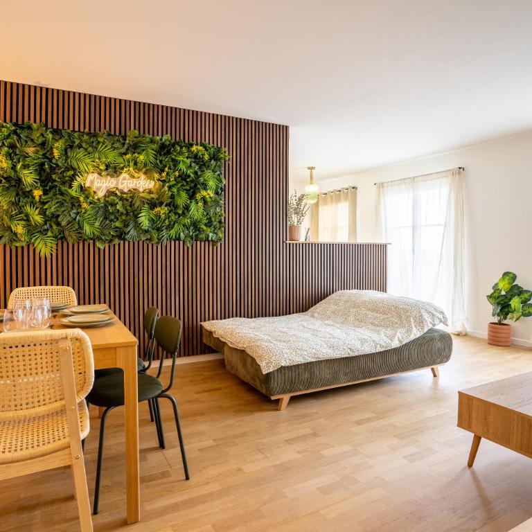 Magic Garden 6 personnes parking privé à 20m du RER - Apartment mit 2 Schlafzimmern - 25