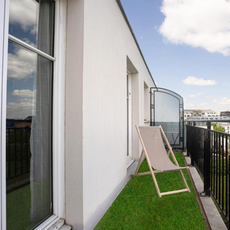 Magic Garden 6 personnes parking privé à 20m du RER - Apartment mit 2 Schlafzimmern - 8