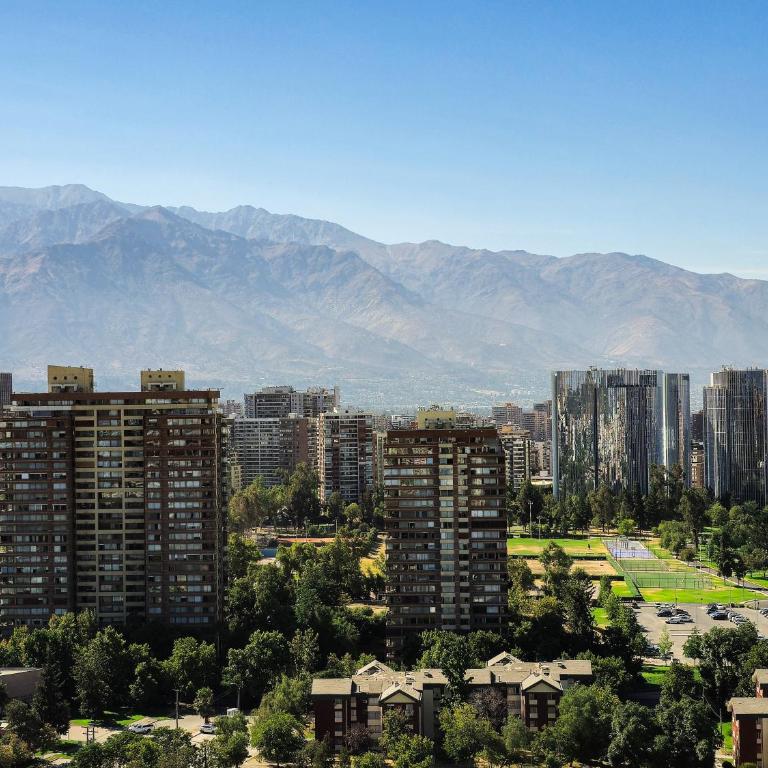 Vista increíble a pasos del Parque Arauco - Apartamento - 25