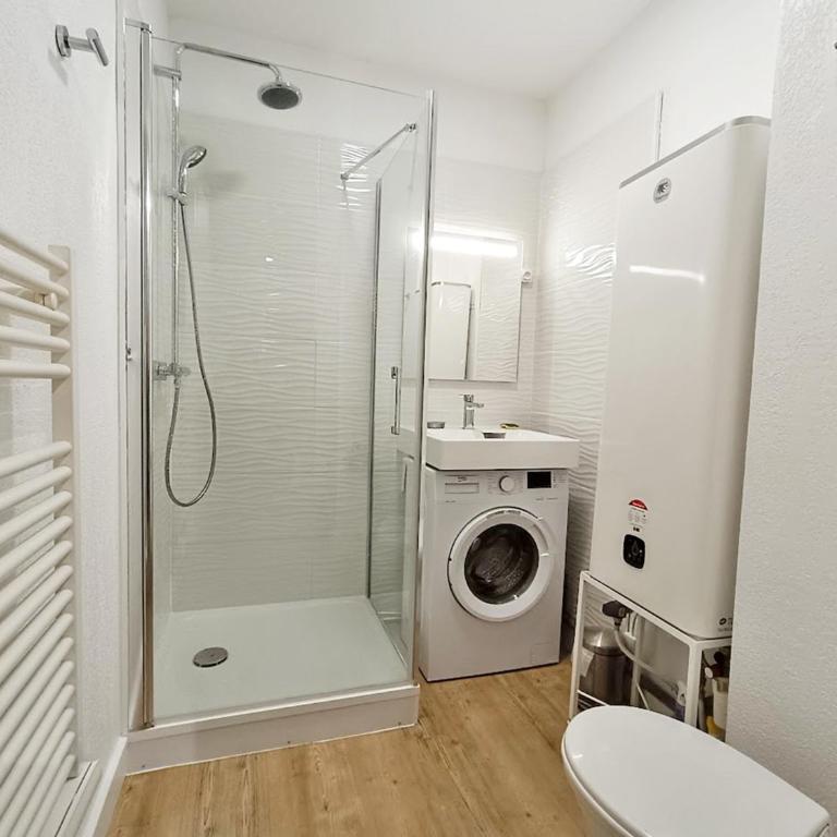 Frimousse, Studio, wifi, centre Luchon, casier à skis, ascenseur, 4 personnes - Estudio - 4