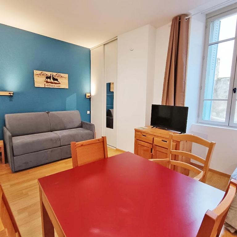 Frimousse, Studio, wifi, centre Luchon, casier à skis, ascenseur, 4 personnes - Estudio - 13