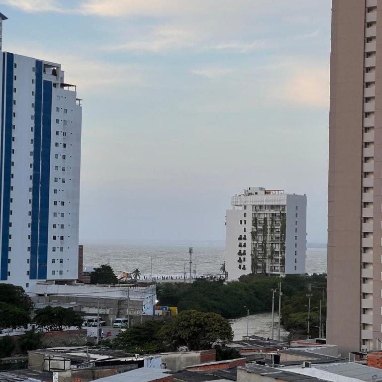 Cozy Beachside 3BR Apartment near the Walled City - Three-Bedroom Apartment - 18
