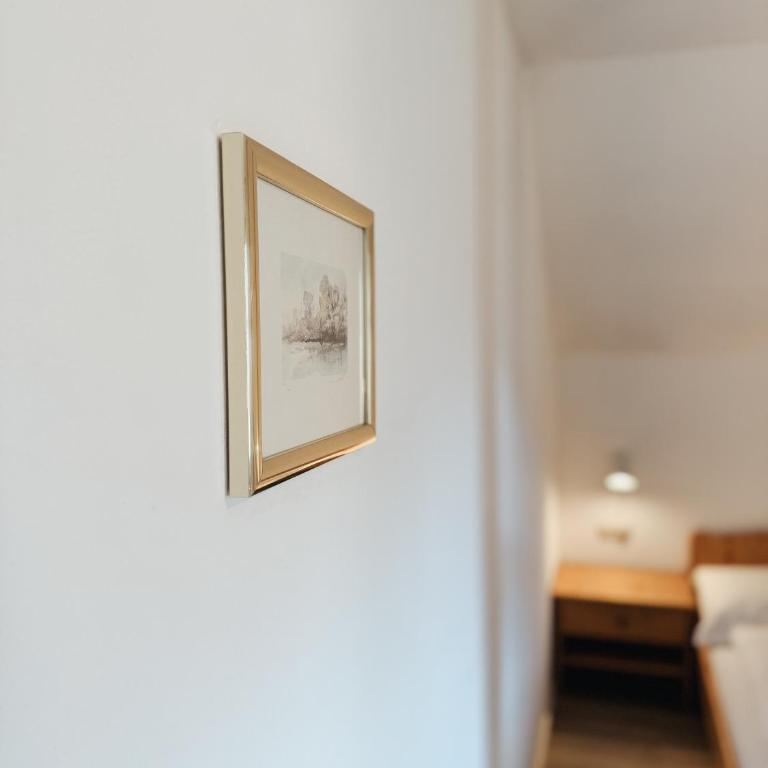 Alpenquartier Montafon - Apartment mit 1 Schlafzimmer, Balkon und Bergblick - 3