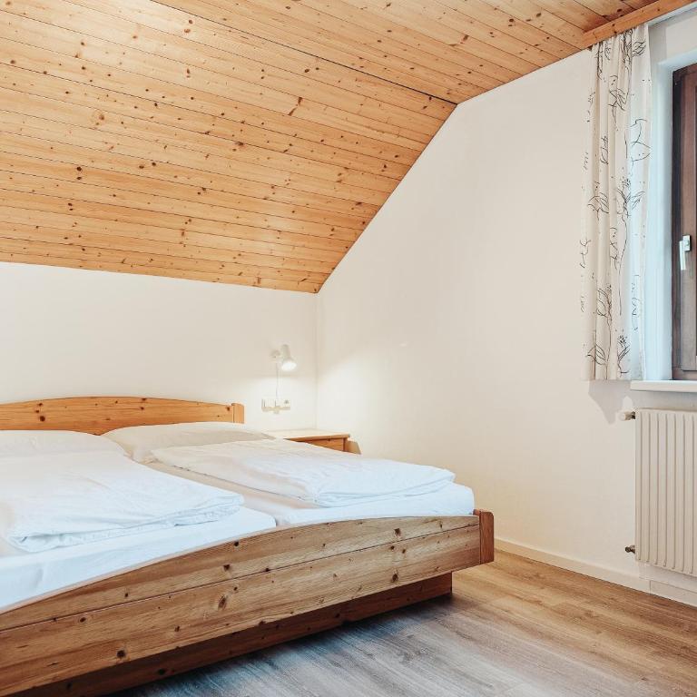 Alpenquartier Montafon - Apartment mit 2 Schlafzimmern und Bergblick - 4
