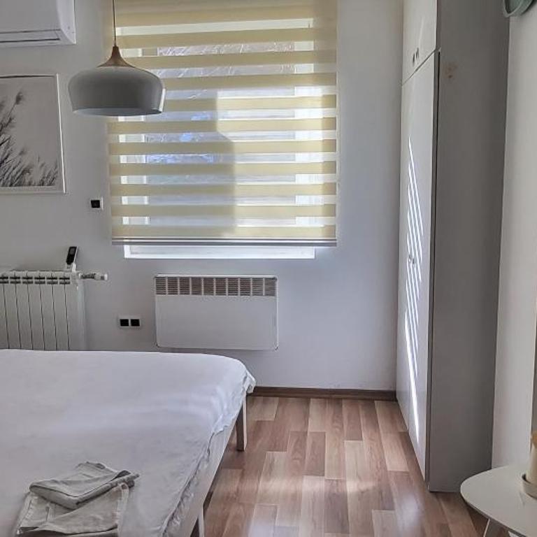 Sleep and drive point - Two-Bedroom Apartment - 4