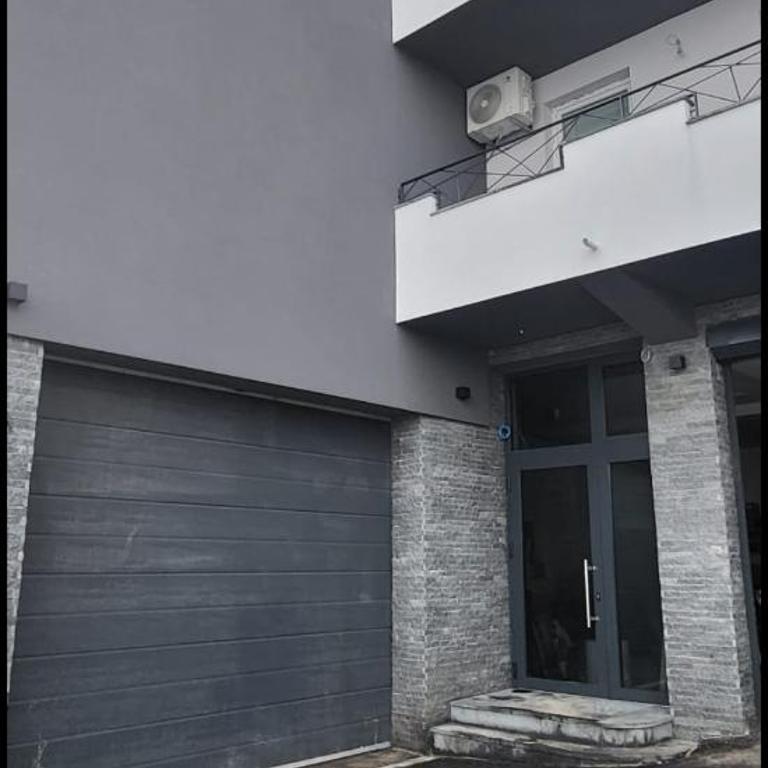 Sleep and drive point - Two-Bedroom Apartment - 6