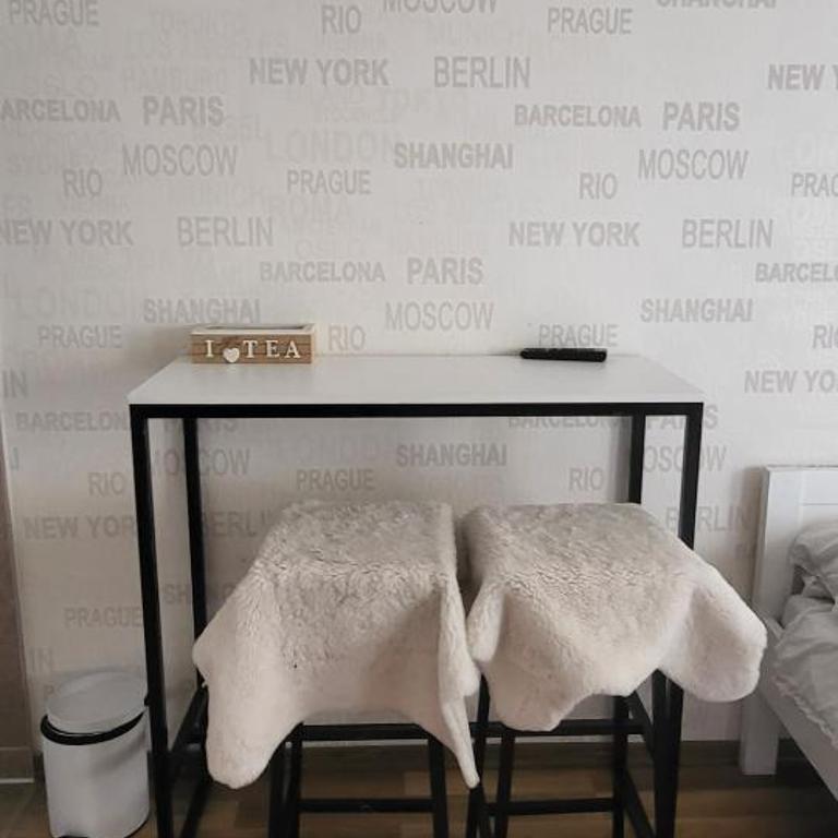 Sleep and drive point - Two-Bedroom Apartment - 9