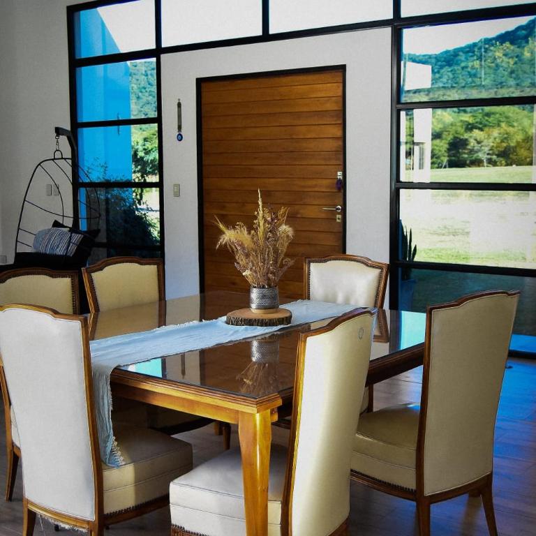 Naturaleza y tranquilidad - Casa Unifamiliar de 3 dormitorios - 3