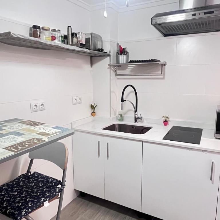 Gypsy Budget Room Shared Flat - Budget Double Room - 2