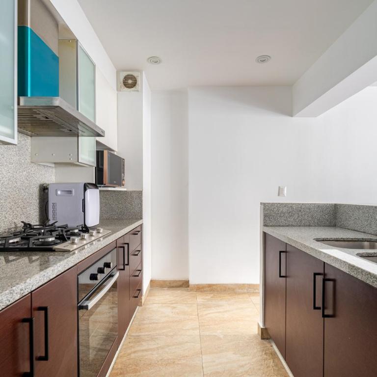 Modern Apartment Diez Canseco Miraflores 1 BR - 1,5 BD - Wifi - One-Bedroom Apartment - 4
