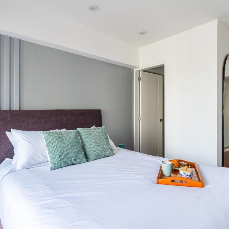 Modern Apartment Diez Canseco Miraflores 1 BR - 1,5 BD - Wifi - One-Bedroom Apartment - 41