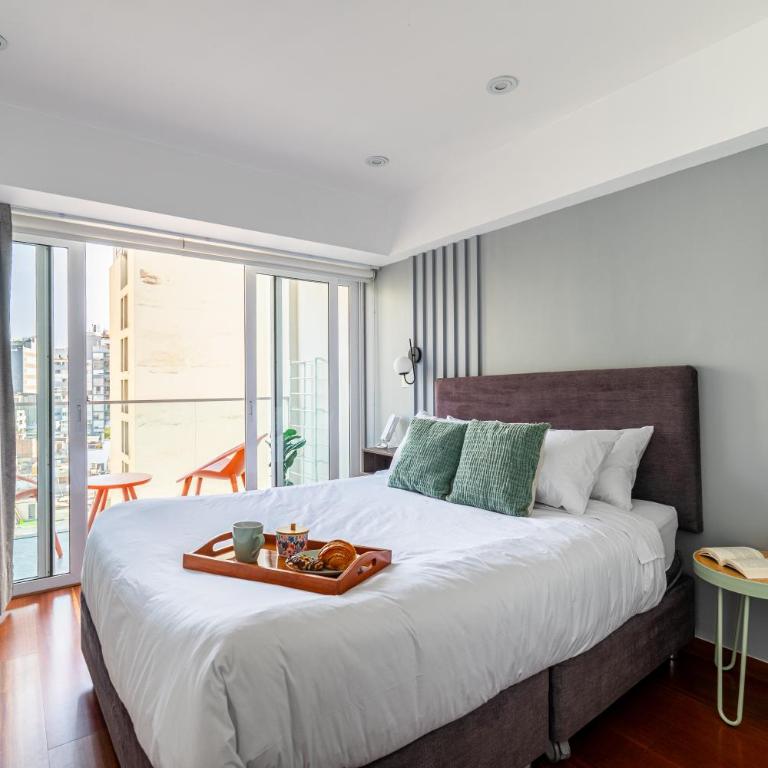 Modern Apartment Diez Canseco Miraflores 1 BR - 1,5 BD - Wifi - One-Bedroom Apartment - 42