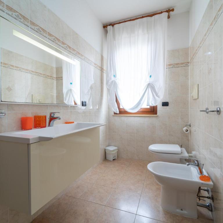 Appartamenti MC - Appartamento con 2 Camere da Letto e Terrazza - 14