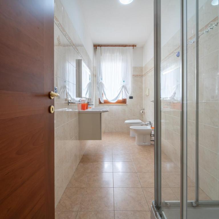Appartamenti MC - Appartamento con 2 Camere da Letto e Terrazza - 17