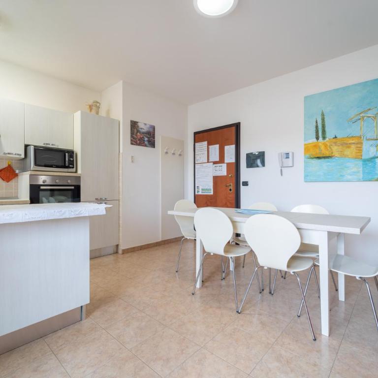 Appartamenti MC - Appartamento con 2 Camere da Letto e Terrazza - 19